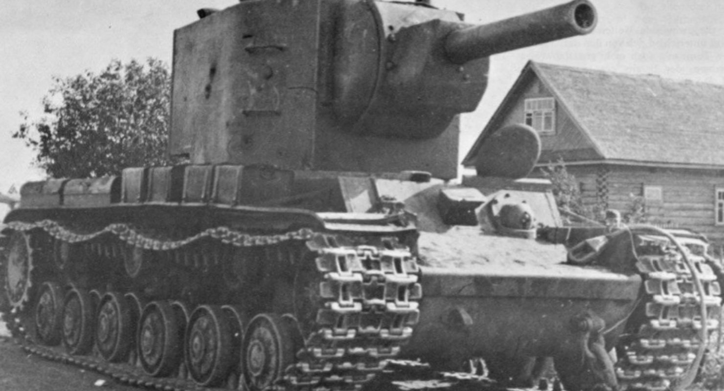 В чем заключалась мощь танка КВ-2? Автомобили