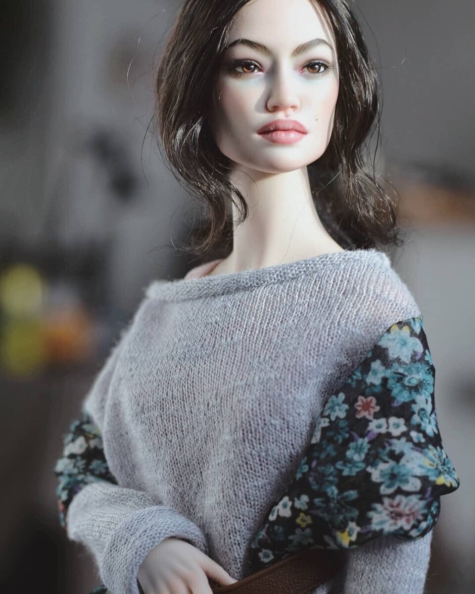  Наталья Лосева, мастерица из Новосибирска,  создает невероятно красивых реалистичных шарнирных  кукол.  Куколки небольшие, всего 36 см, очень изящные и нежные, с разным характером и настроением.-5-3