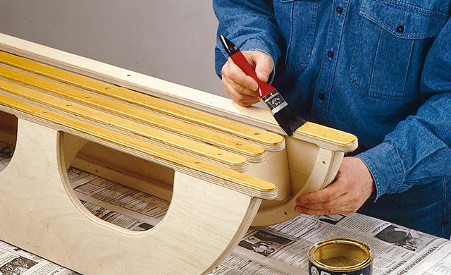 Самодельные санки из фанеры Самодельные санки из фанеры сделай сам