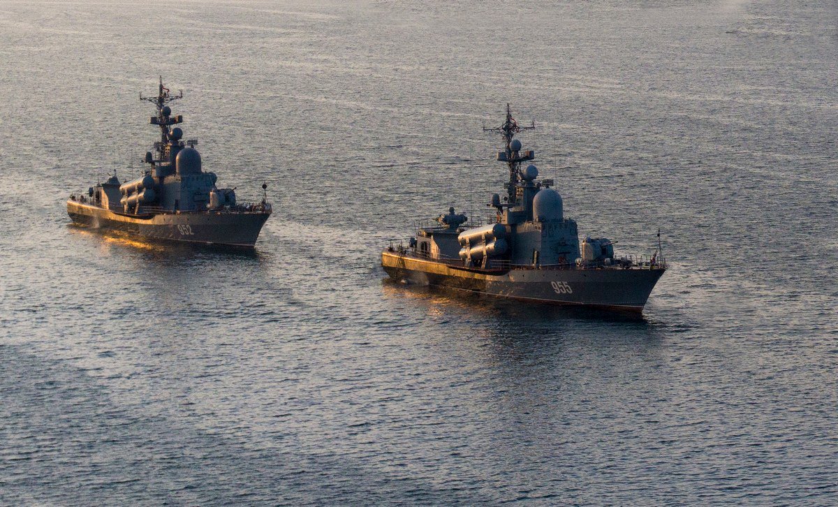 Новороссийск атаковали безэкипажные катера