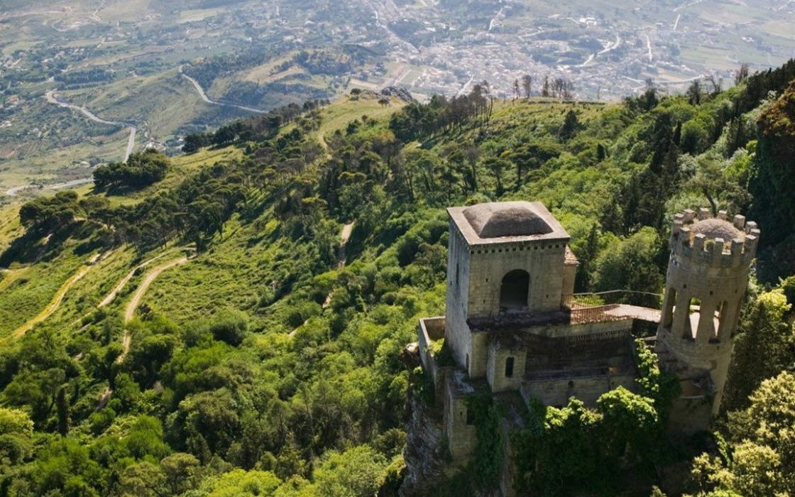 9 потрясающих горных городков Италии