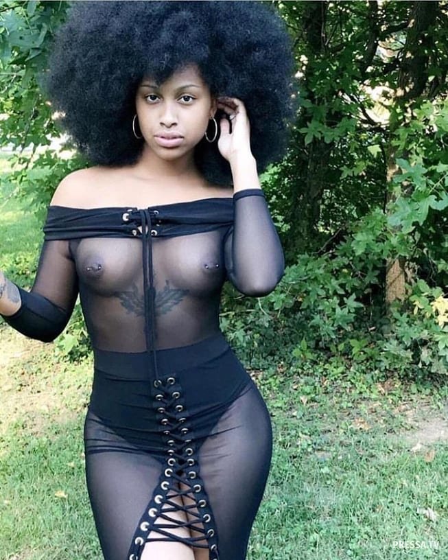 Model spycam ebony fishnet