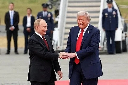 На Западе заявили об ответе Путина Трампу на провокацию с истребителями на Аляске