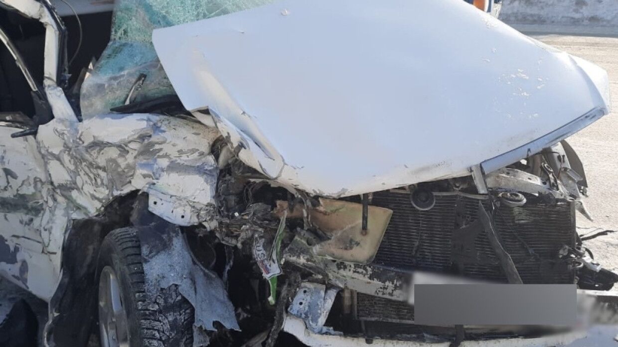 Массовая авария с участием грузовика произошла в Кемерове