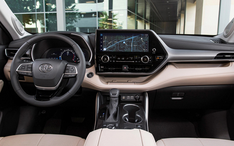 В Россию едет особый Toyota Highlander — Highlander 25th Edition