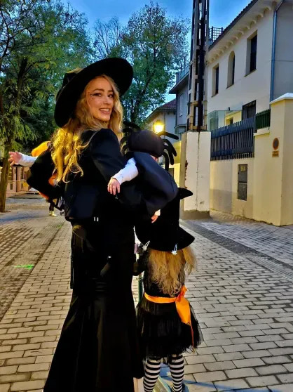 Эмбер Хёрд с детьми