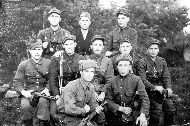 Забытые страницы истории. Поляки в рядах НКВД Забытые страницы истории. Поляки в рядах НКВД Война и мир