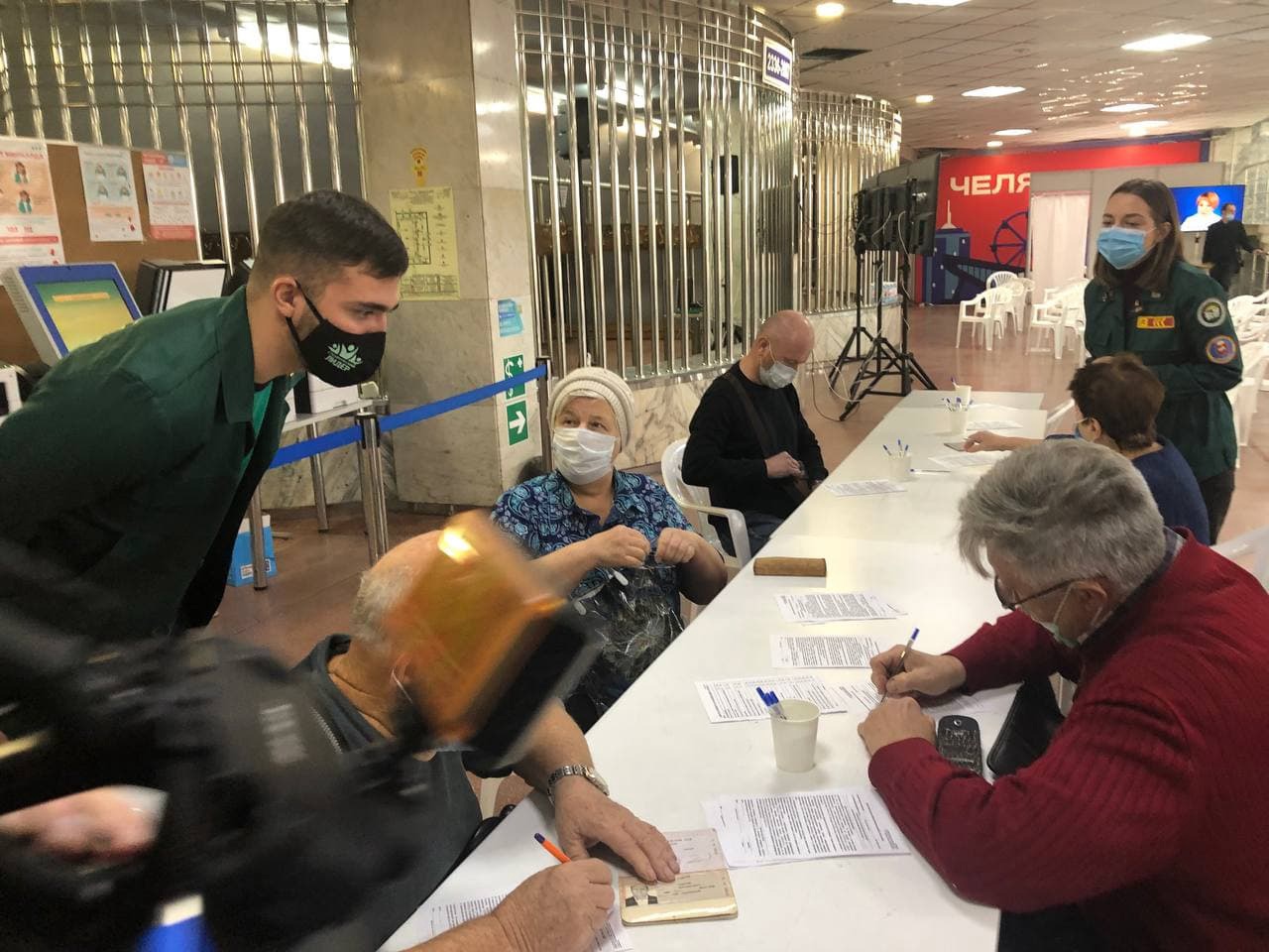 3 пункта вечерней и ночной вакцинации от коронавируса объявили часы работы в Челябинске