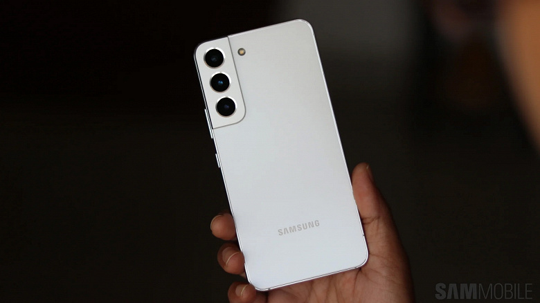 Samsung Galaxy S22, Galaxy S22 Plus и Galaxy S22 Ultra получили финальную One UI 7 в Европе, а вот Galaxy A52 уже точно обновляться не будет