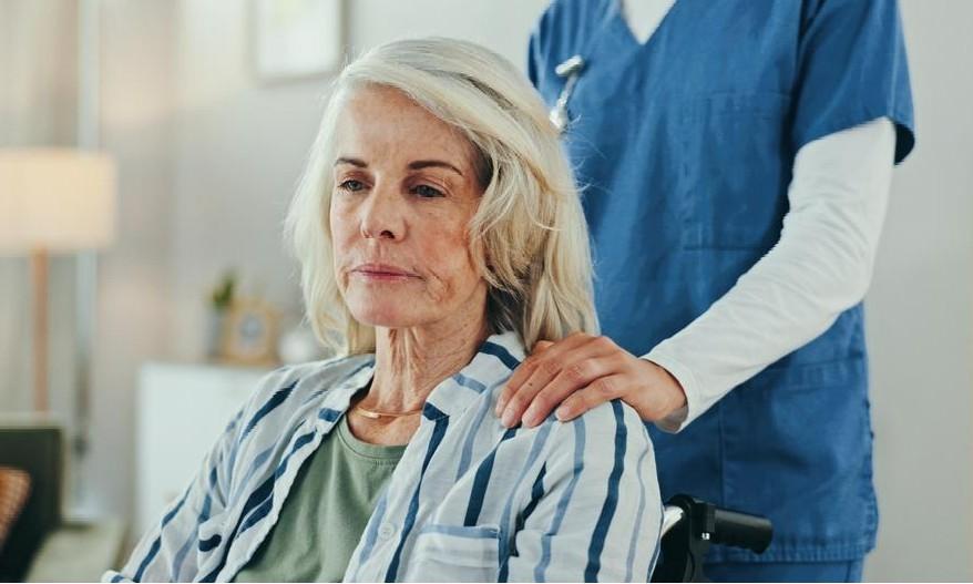 «Мне советовали купить слабительное»: британка с 4-й стадией рака поджелудочной назвала первый «незначительный» симптом