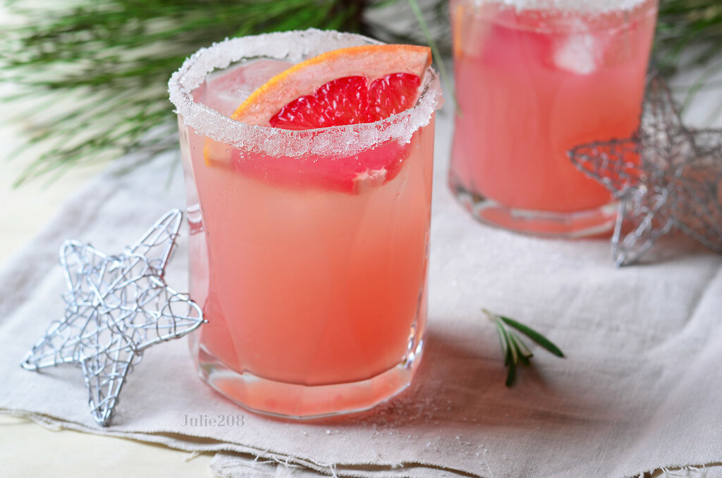 Коктейль на Новый год: грейпфрутовый с розмарином напитки,напитки алкогольные
