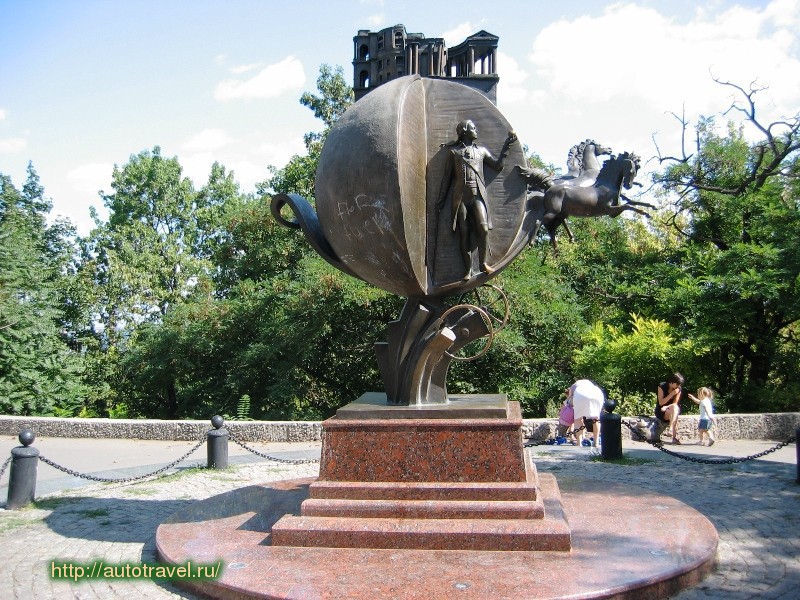 Памятник Апельсину (время Павла I). Одесса Прикольные памятники, факты