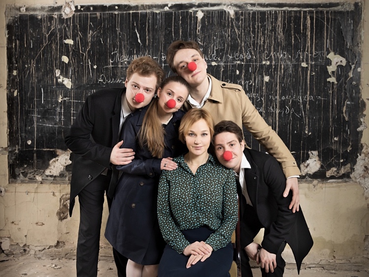 10 главных премьер нового театрального сезона: где смотреть новую "Чайку" с Дарьей Мороз и Паулиной Андреевой, играть в "Шахматы" и не только 10 главных премьер нового театрального сезона: где смотреть новую "Чайку" с Дарьей Мороз и Паулиной Андреевой, играть в "Шахматы" и не только Звезды,Новости о звездах