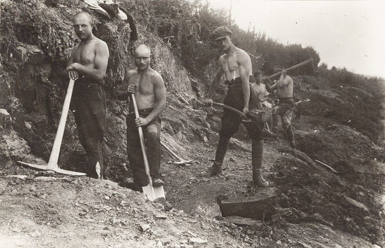 Амнистия для белогвардейцев в 1921-м Амнистия для белогвардейцев в 1921-м