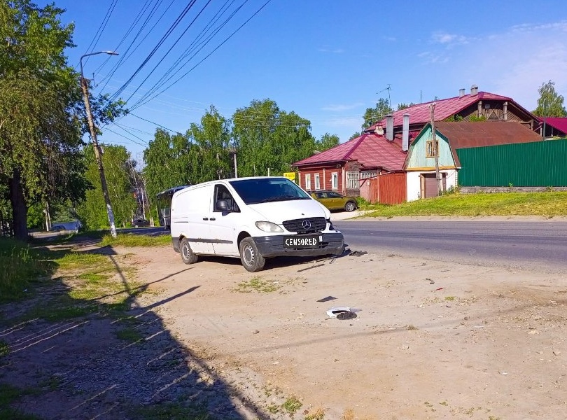 В Рязанской области столкнулись легковушка и минивэн