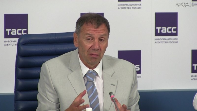 Стратегия Гапона: как Навальный толкает своих сторонников в автозаки ОМОН Стратегия Гапона: как Навальный толкает своих сторонников в автозаки ОМОН