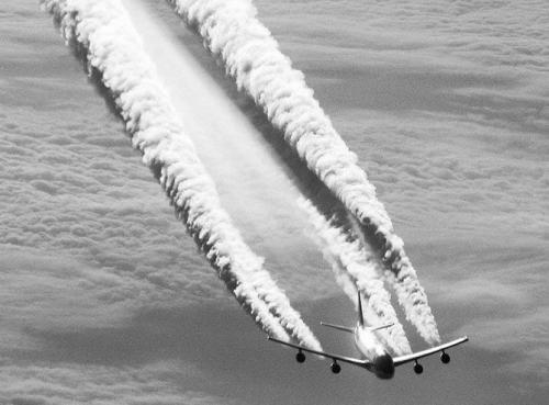 Катастрофа Boeing 747 над Сахалином
1 сентября 1983 года в небе над СССР был сбит «Боинг-747» южнокорейской авиакомпании Korean Air Lines, совершавший рейс по маршруту Нью-Йорк — Сеул.