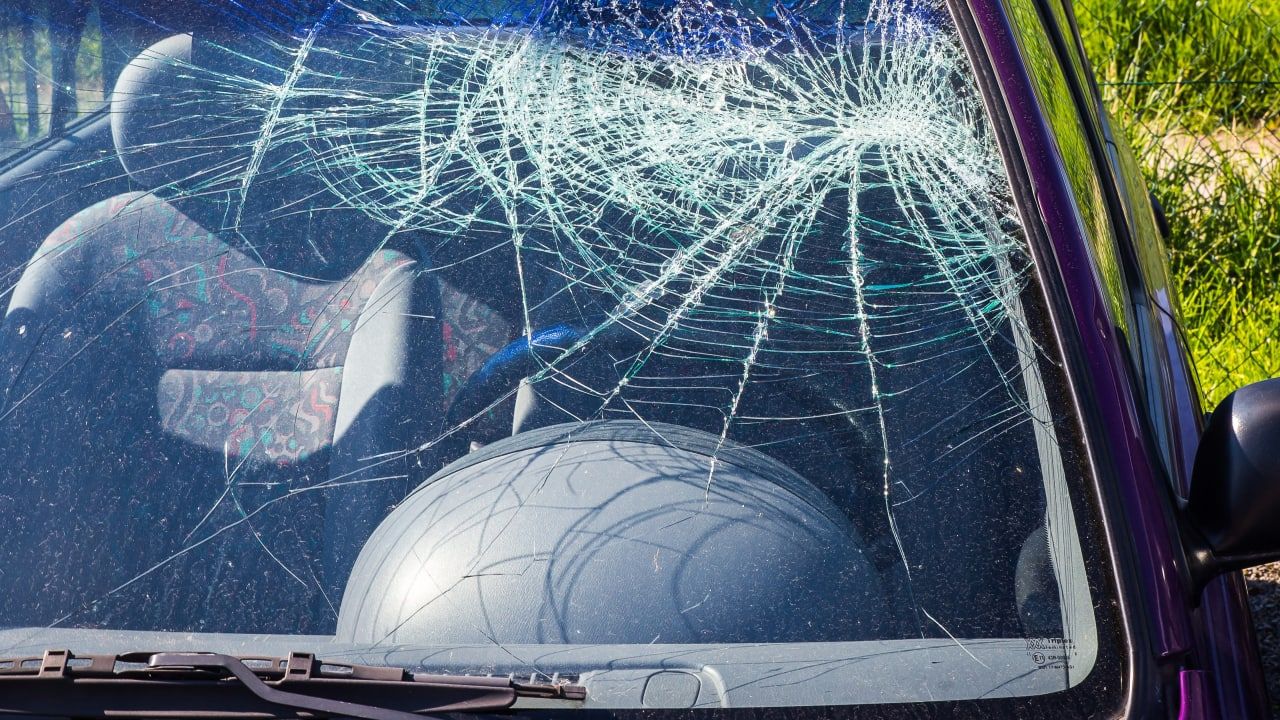 Девятилетняя девочка попала в больницу после наезда легковушки на трассе в Башкирии