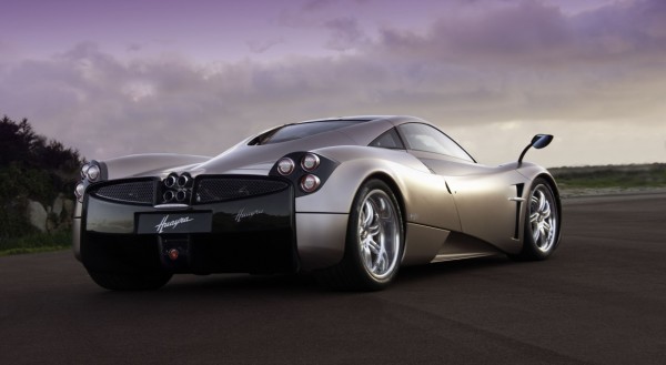 Супер-кар Pagani Huayra за миллион евро