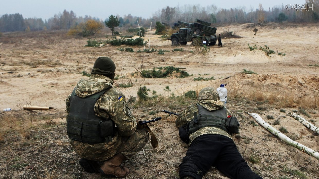 Украина продолжает наращивать силы в Донбассе после отмены военного положения — ДНР 
