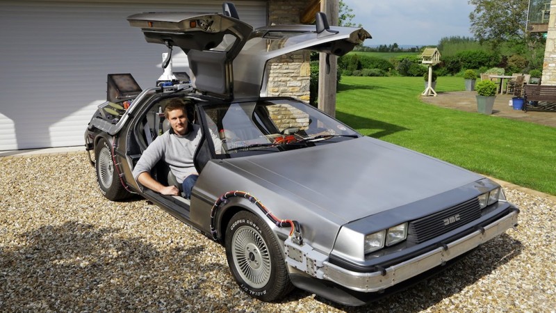 DeLorean из «Назад в будущее». автомобили, кино, назад в будущее, охотники за приведениями