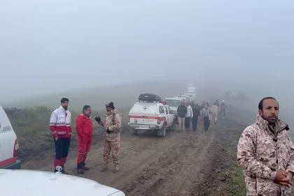 Президент Ирана Эбрахим Раиси погиб в авиакатастрофе. Спасатели добрались до упавшего вертолета, выживших не нашли