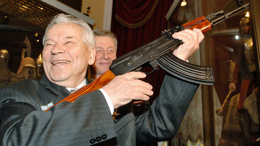 Из Шмайсера и АК-47 по двоечникам