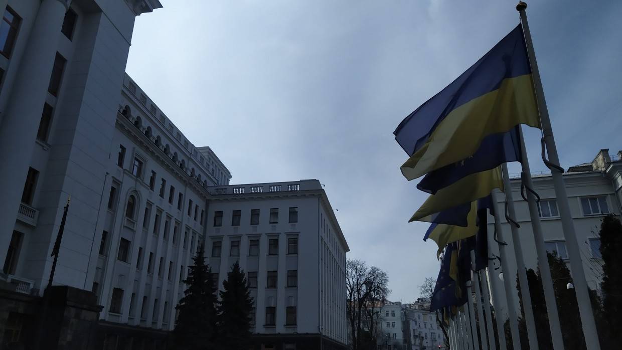 Офис Зеленского: условия о прекращении военных действий в диалоге с РФ будет диктовать Киев