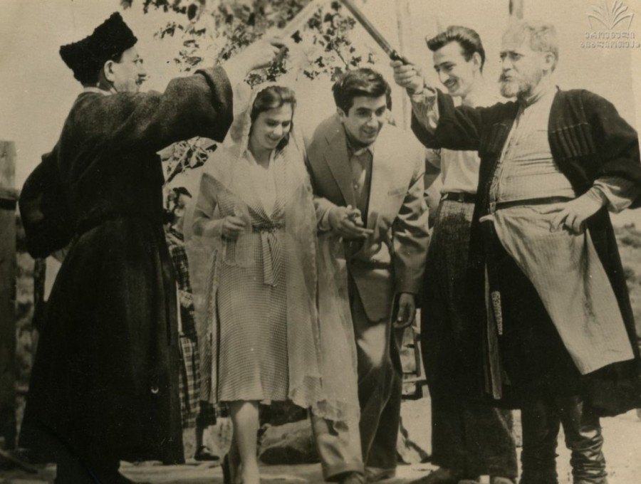 Черное солнце пустынной души! Трагичная любовь Абдуллы! Черное солнце пустынной души! Трагичная любовь Абдуллы!