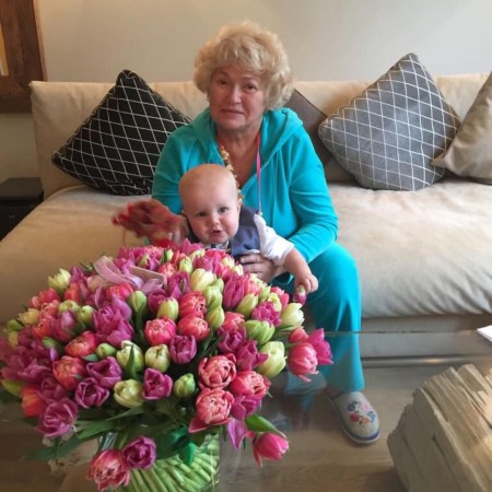 Пасха 2021: как отметили светлый праздник Филипп Киркоров, Алла Пугачева, Ксения Собчак, Наталья Водянова и другие Звезды,Новости о звездах