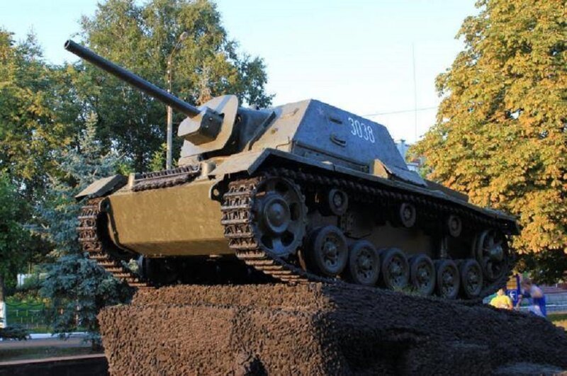 Рассказы об оружии. СУ-76и: первое штурмовое 