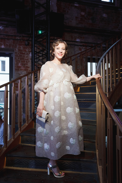 Лиза Арзамасова, Ани Лорак, Олеся Судзиловская и другие на премии Family Awards Светская жизнь