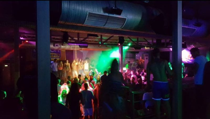 Пьяный Солнечный Берег: как британцы отдыхают и отрываются в Болгарии 