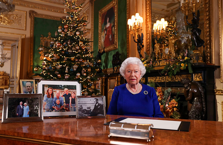 Праздничная речь Елизаветы II стала самой просматриваемой передачей в Рождество Монархи,Британские монархи