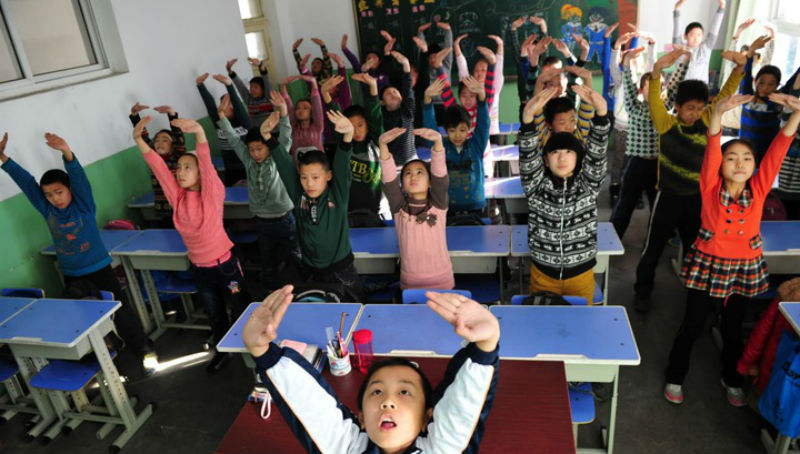 В Китае новая система не дает отвлекаться школьникам