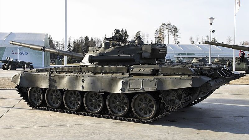 Братислава отложила на неопределенное время передачу Киеву советских танков Т-72 Армия