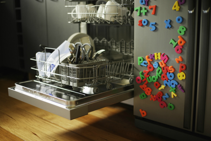 Секрет качественного мытья посуды в посудомоечной машине.