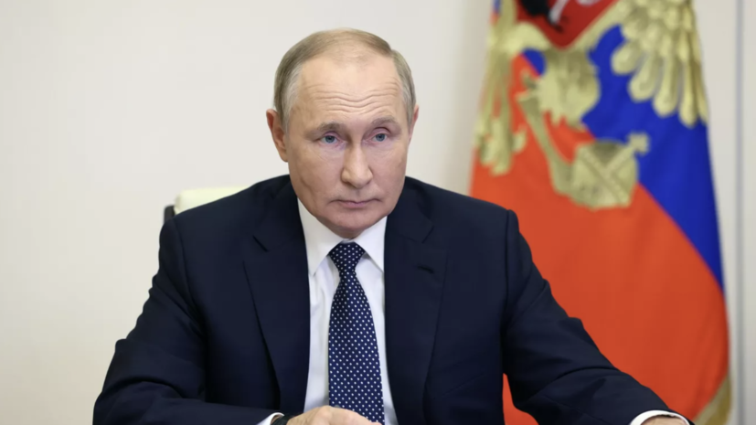 Путин подписал закон о праве на пенсию по потере кормильца детям и внукам военнослужащих