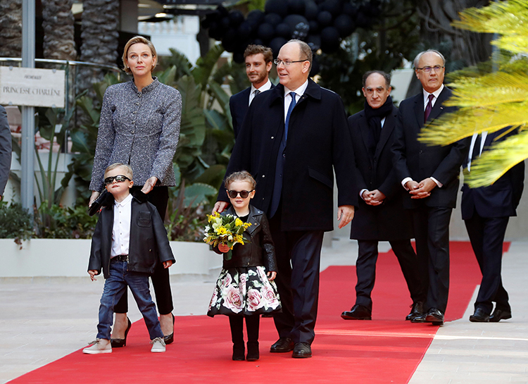 Князь Монако Альбер II подробно рассказал, почему решил провериться на коронавирус и как протекает болезнь Князь Монако Альбер II подробно рассказал, почему решил провериться на коронавирус и как протекает болезнь Звезды,Новости о звездах