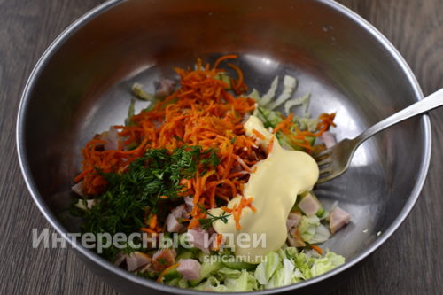 Салат «Застольный» — сытный и пикантный кулинария,салаты