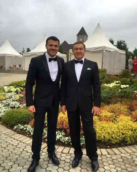 70-летний миллиардер Араз Агаларов развёлся с супругой Ириной и женился на 27-летней возлюбленной Агаларова, Crocus, Group, бизнесмен, после, Шейла, долларов, владелец, Агаларовы, более, Агаларов, компаний, группы, АгаларовыИрина, АгалароваНапомним, АгаларовыШейла, назад, детьмиЭмин, СШАИрина, живёт