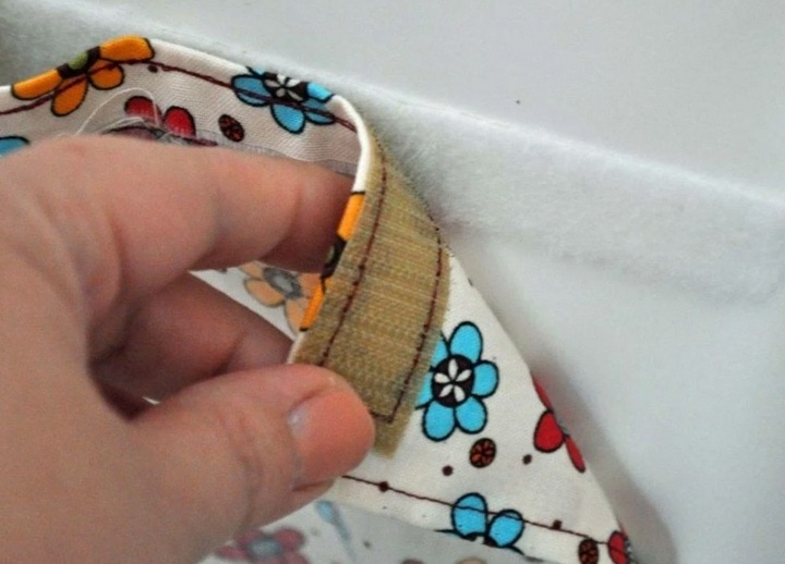 Долой потолочные карнизы! Посмотрите, как легко повесить занавески, не используя дрель Долой потолочные карнизы! Посмотрите, как легко повесить занавески, не используя дрель декор,для дома и дачи,интерьер