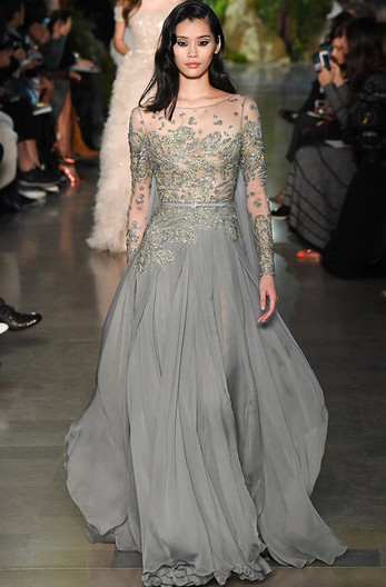 Прекрасные платья с люневильской вышивкой покоряют подиумы мира Прекрасные платья с люневильской вышивкой покоряют подиумы мира лучшее