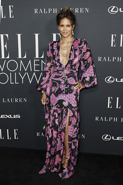 Деми Мур, Холли Берри, Хейли Бибер и другие на премии Women In Hollywood в Лос-Анджелесе Деми Мур, Холли Берри, Хейли Бибер и другие на премии Women In Hollywood в Лос-Анджелесе Красная дорожка