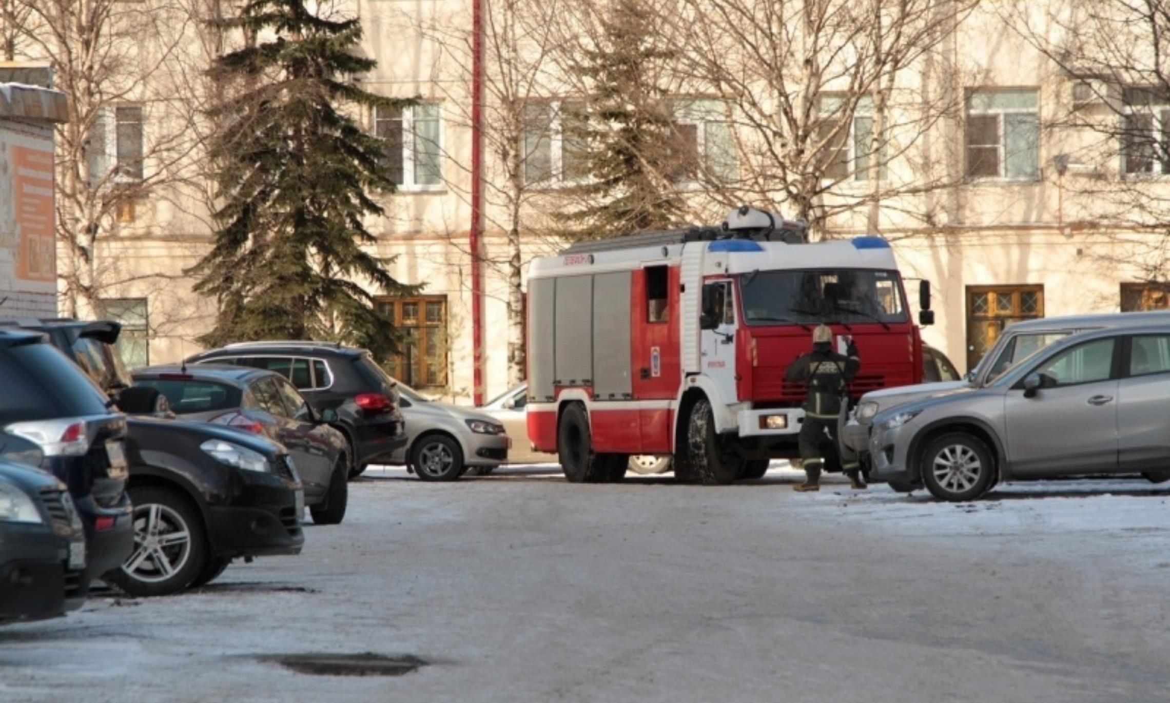 Новости 29 региона архангельской. Архангельск пожар. Пожар в Архангельске вчера. Пожары в Архангельской области. Пожарное подразделение.