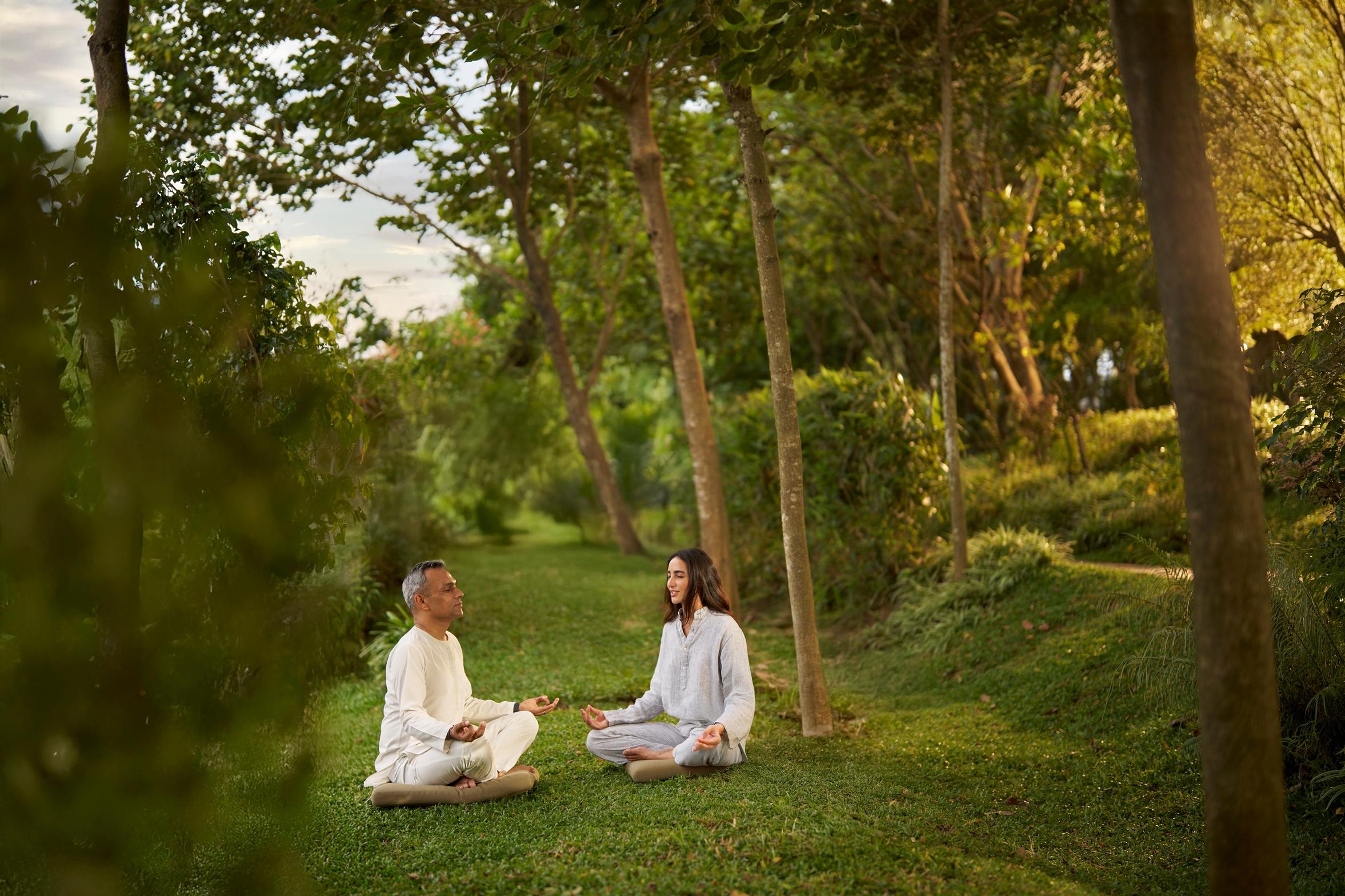 Победить стресс, подружиться с черепахой и прикоснуться к Луне: чем заняться в отпуске в апреле 2026 можно, делать, Beach, посмотреть, стоит, Maldives, поесть, здесь, который, просто, Sugar, Grand, звездами, острове, Главное, Tremezzo, программу, Ambre, курорте, Hotel