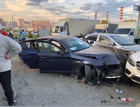 BMW головного мозга: мужик на BMW с номерами 666 разгромивший парковку, был пьян и без водительских прав авто и мото,автоновости,видео