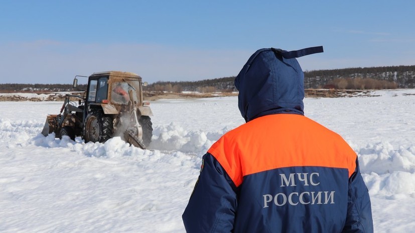 Спасатели предупредили об опасности весеннего льда