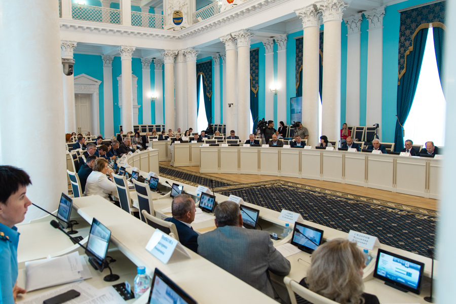 Областная Дума утвердила закон об исполнении бюджета 2022 года