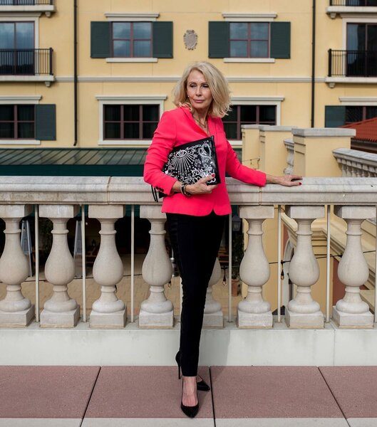 Стильные весенние образы для женщин за 50 